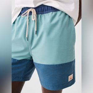 Faherty Blocked Beacon Trunk (6" Inseam)
